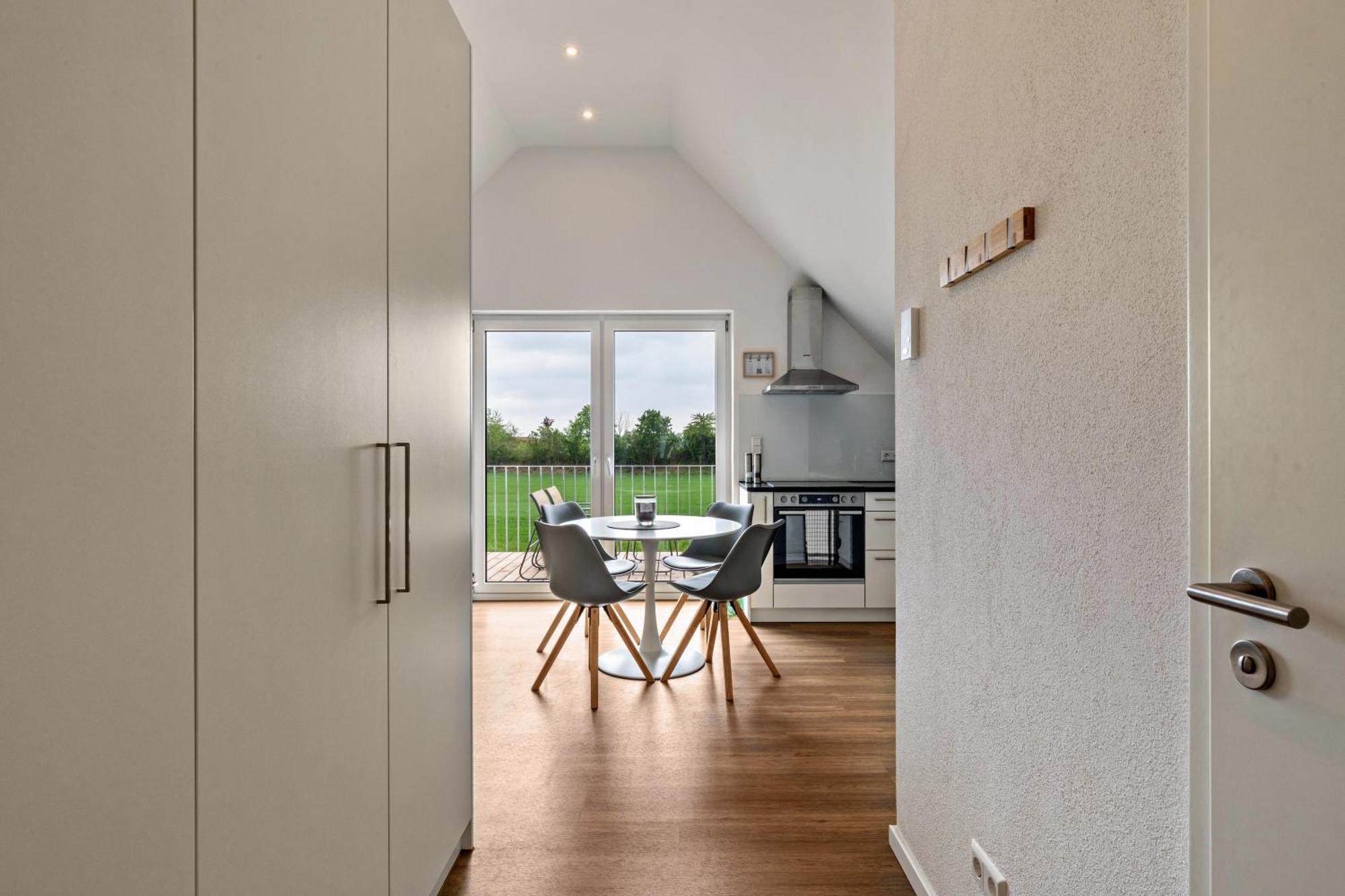 Studio 5 Parkside Apartments Gunzburg Bagian luar foto